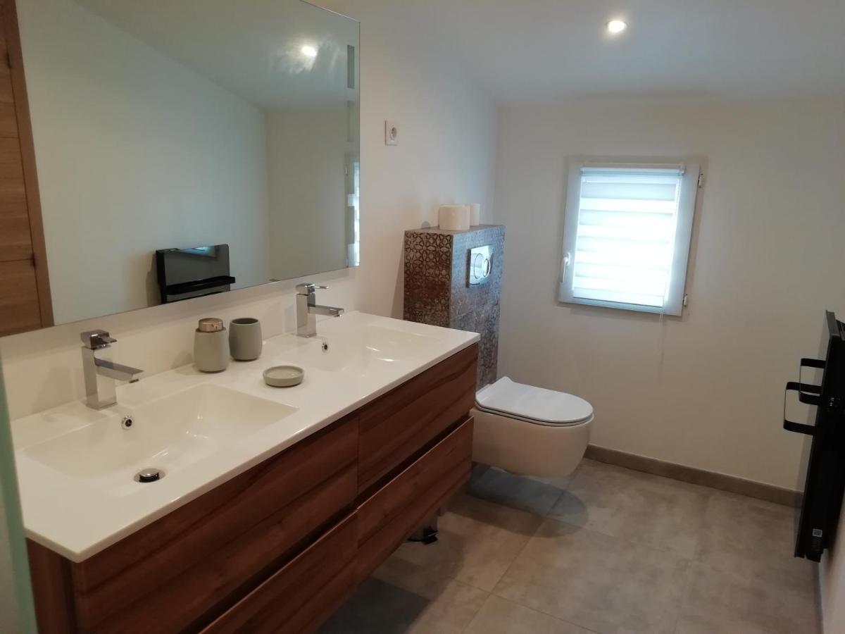 Vakantiehuis Au Dessus De La Maison Du Saunier
