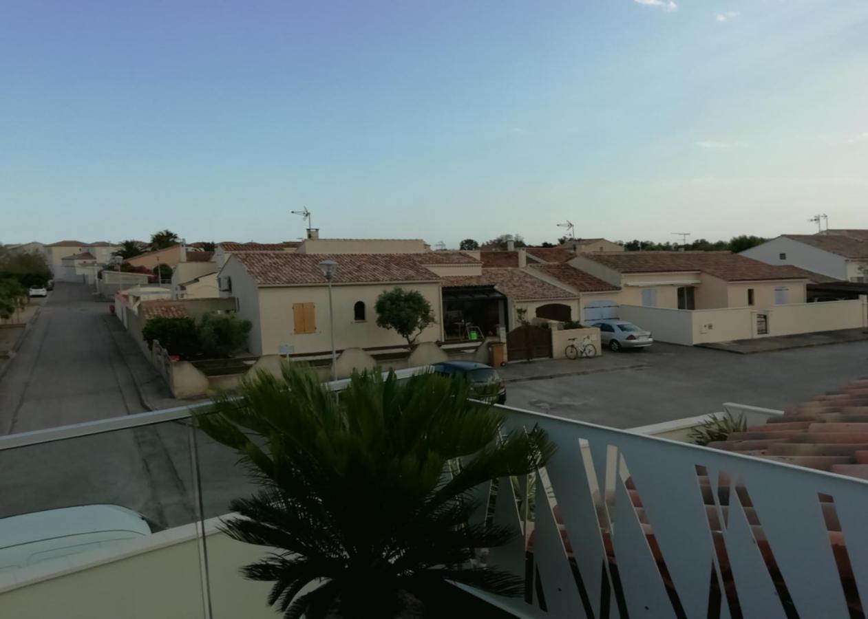 Au Dessus De La Maison Du Saunier Salin-de-Giraud